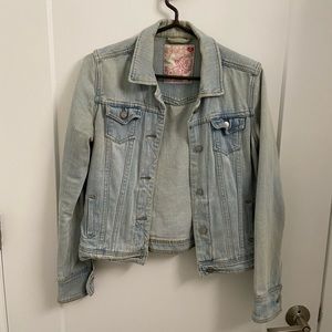 Stretchy Jean Jacket Sz M